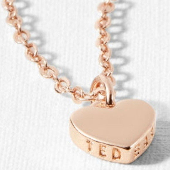 💕TED BAKER LONDON💕 Hara Tiny Heart Dainty Gold Necklace NWT - Picture 6 of 8